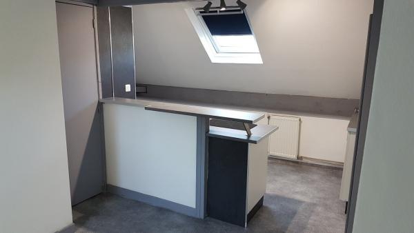 SUPERBE F1 PROCHE GARE ET CENTRE VILLE