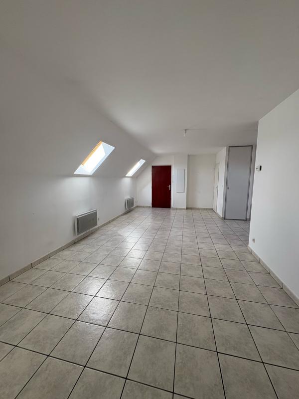 appartement F3 70M2 SALOUEL