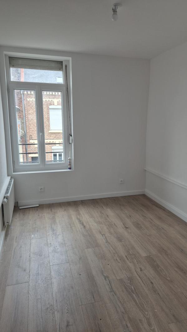 Location maison Lœuilly (80) 900 €/mois