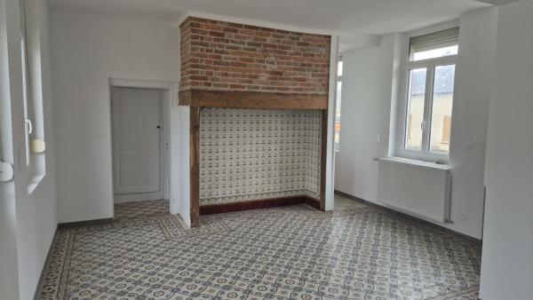 Location maison Lœuilly (80) 900 €/mois
